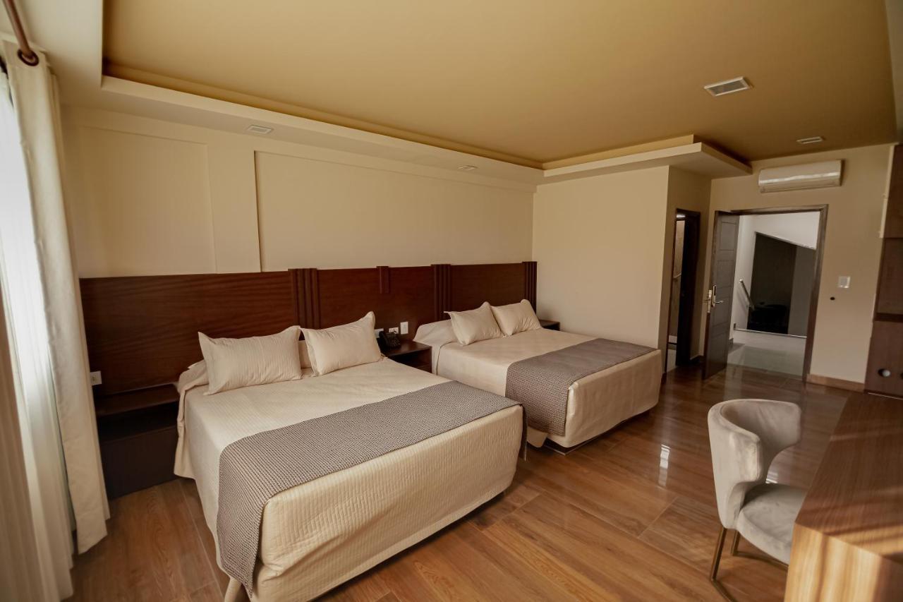 Hotel Sirari By Regina Санта Крус де ла Сиера Екстериор снимка