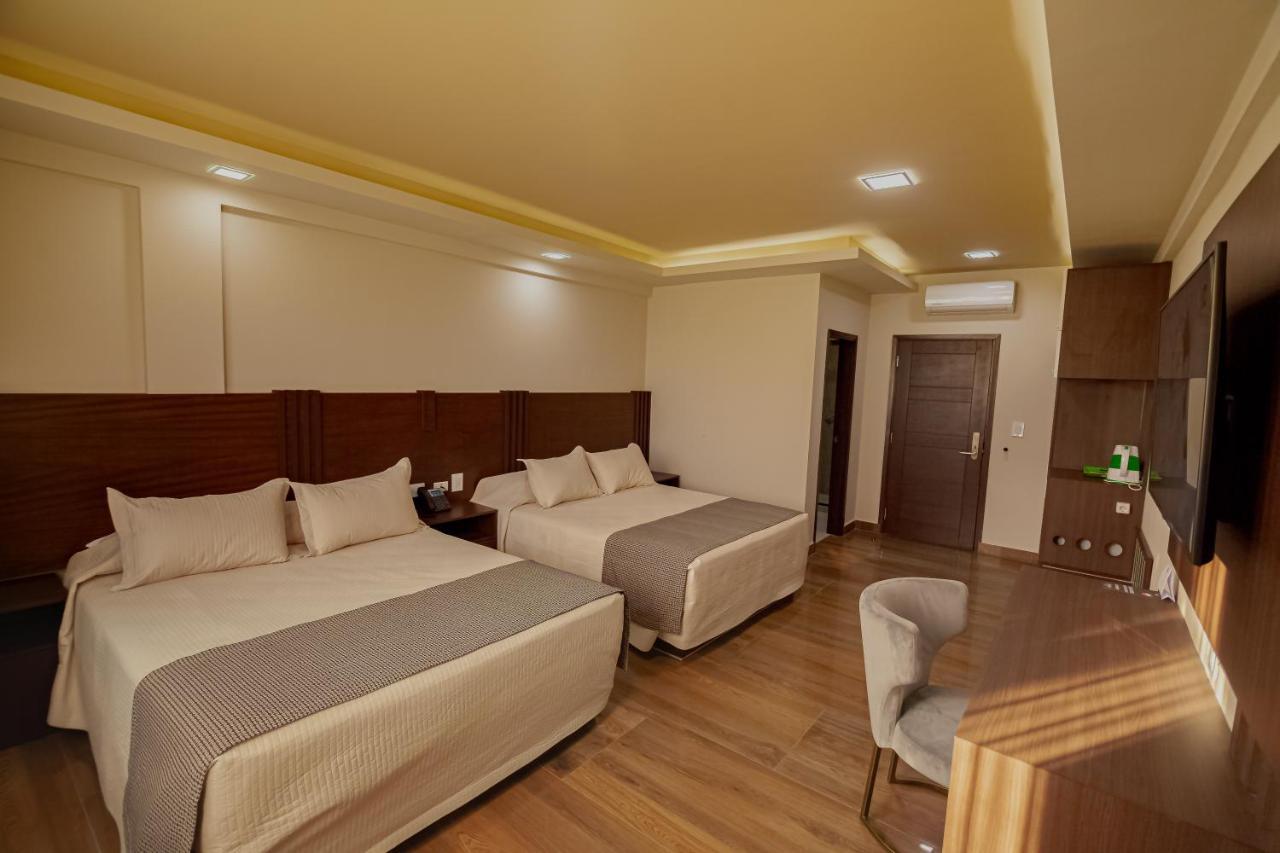 Hotel Sirari By Regina Санта Крус де ла Сиера Екстериор снимка