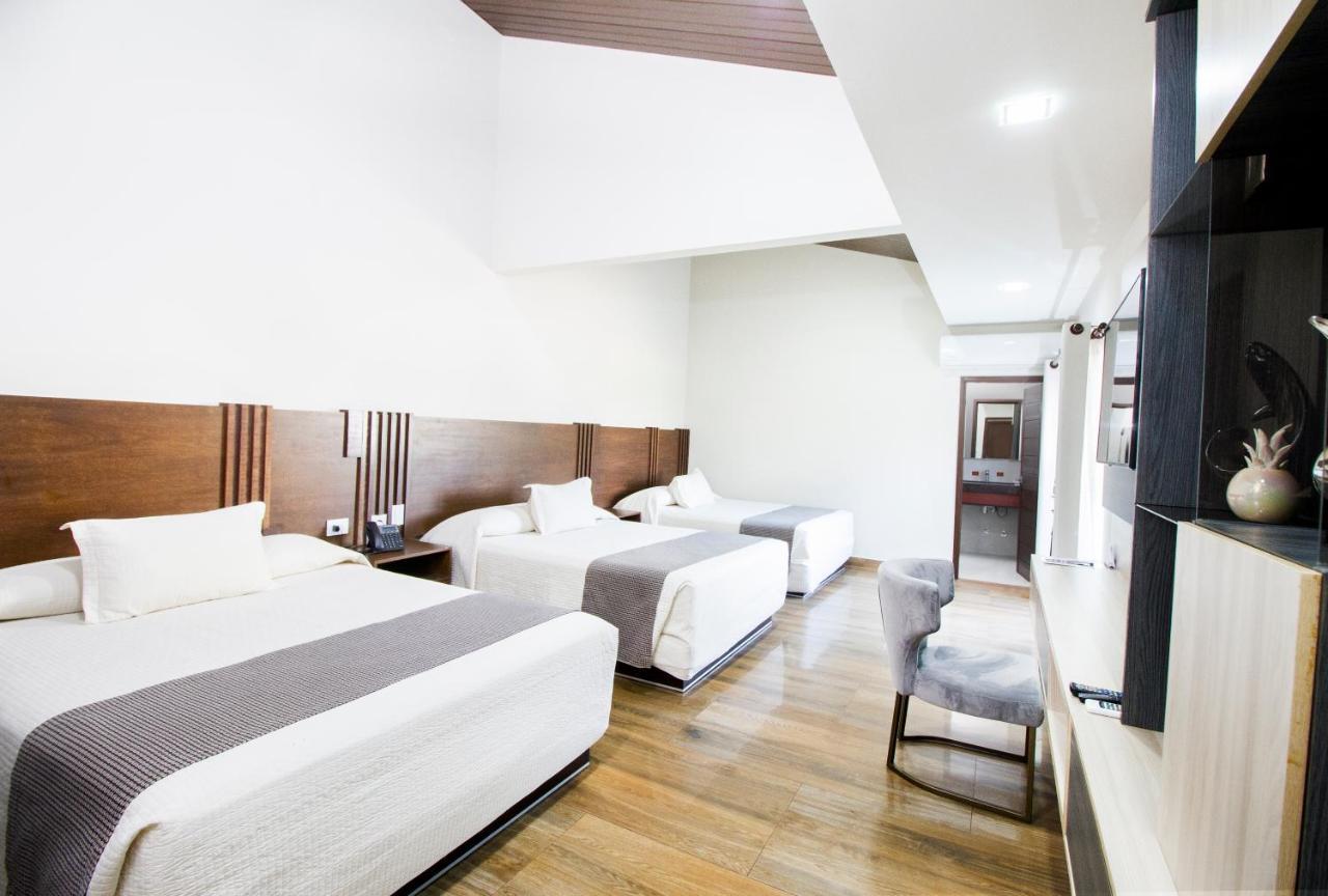 Hotel Sirari By Regina Санта Крус де ла Сиера Екстериор снимка